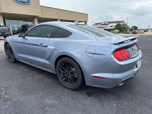 2022 Ford Mustang EcoBoost Premium