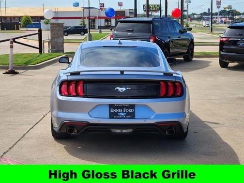 2022 Ford Mustang EcoBoost Premium