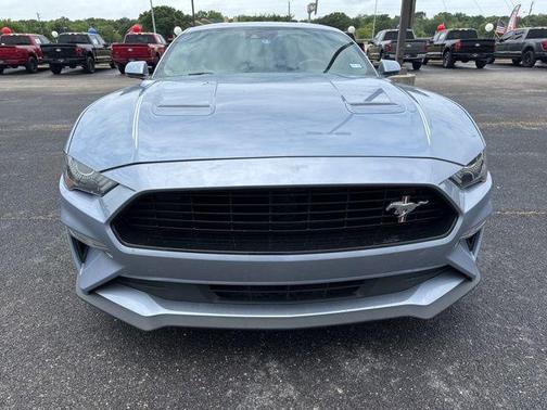 2022 Ford Mustang EcoBoost Premium
