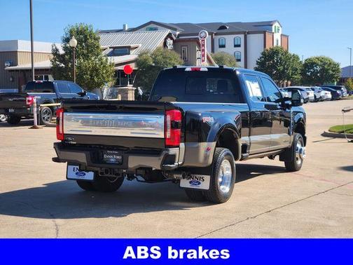 2026 Ford F-350 King Ranch