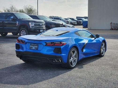 2026 Chevrolet Corvette Stingray w/1LT
