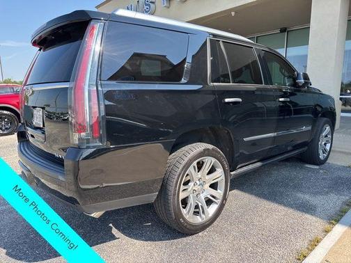 2017 Cadillac Escalade Premium Luxury