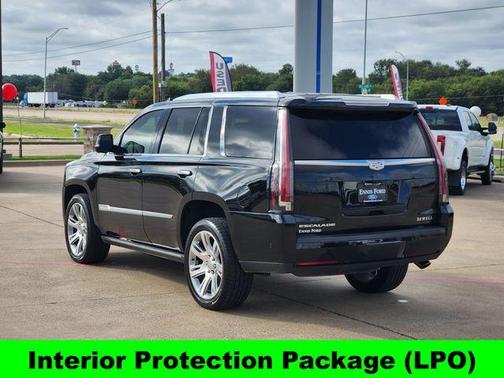 2017 Cadillac Escalade Premium Luxury