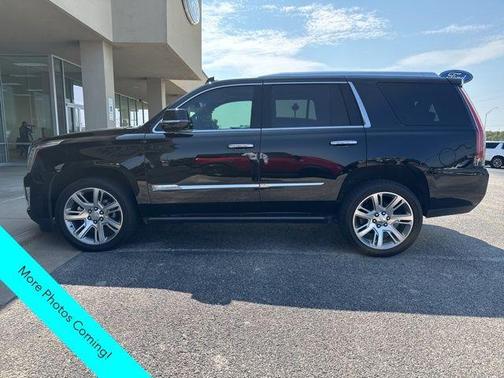 2017 Cadillac Escalade Premium Luxury