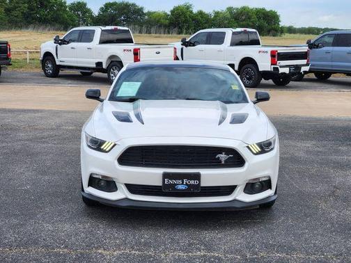 White Platinum Clearcoat Metallic 2017 Ford Mustang GT Premium