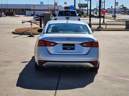 2024 Nissan Altima 2.5 SV