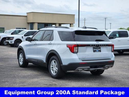 Space White Metallic 2026 Ford Explorer Active