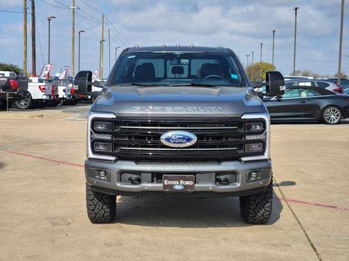 2026 Ford F-250 Platinum