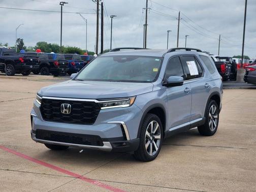 2024 Honda Pilot Touring