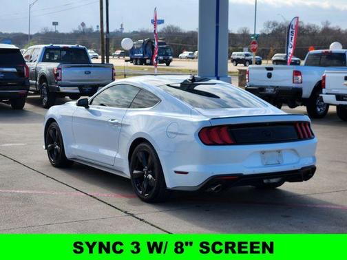 2022 Ford Mustang EcoBoost