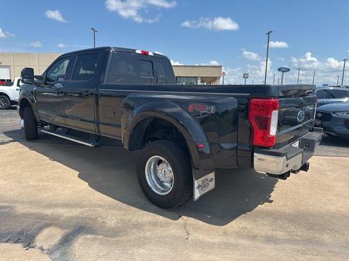 2017 Ford F-350 Lariat Super Duty