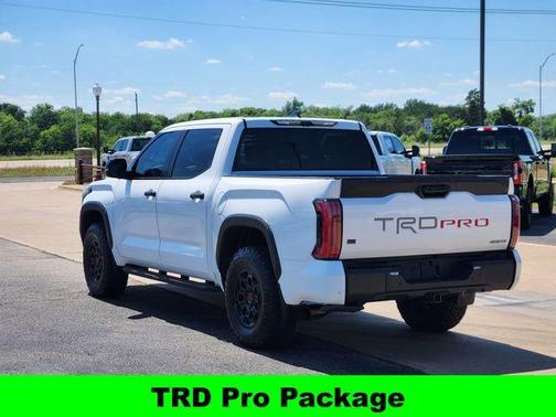Ice 2025 Toyota Tundra Hybrid TRD Pro