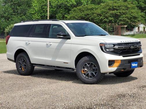 Star White 2026 Ford Expedition Tremor