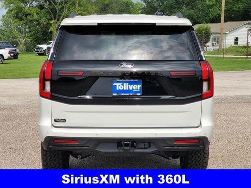 Star White 2026 Ford Expedition Tremor