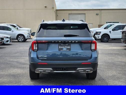 Vapor Blue Metallic 2026 Ford Explorer Active