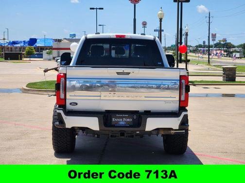2023 Ford F-350 Platinum