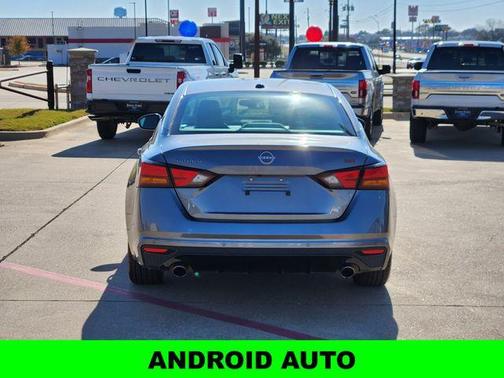 2024 Nissan Altima 2.5 SR