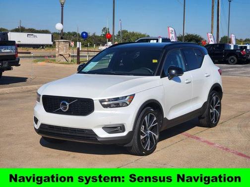 2020 Volvo XC40 T4 R-Design