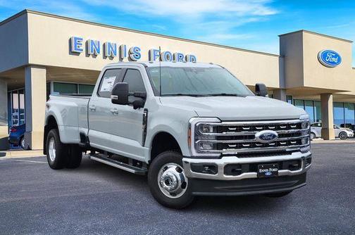 2026 Ford F-350 Lariat Super Duty