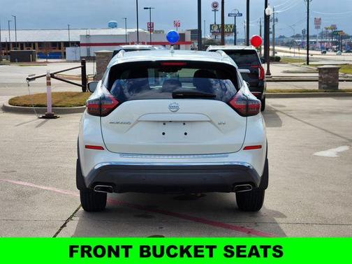 2022 Nissan Murano SV