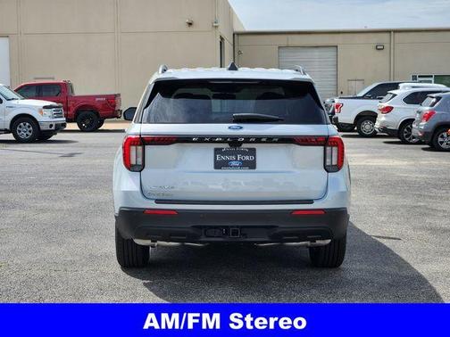 Space White Metallic 2026 Ford Explorer Active