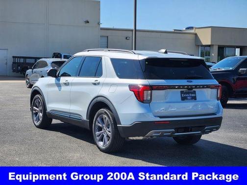 Space White Metallic 2026 Ford Explorer Active