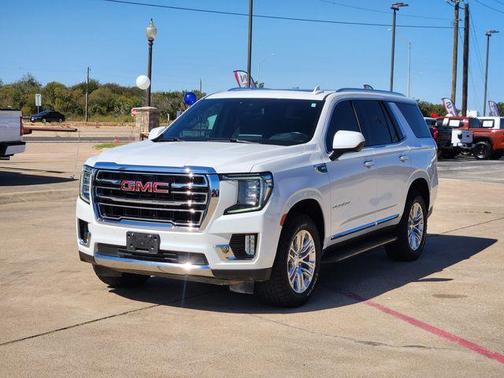 2023 GMC Yukon SLT