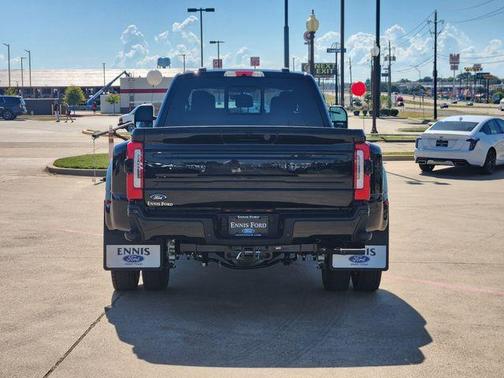 2026 Ford F-450 Platinum