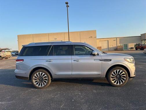 2023 Lincoln Navigator Black Label