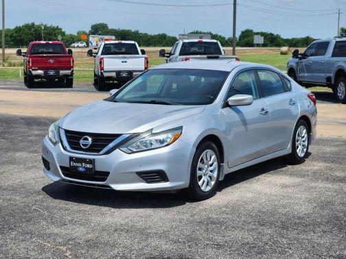Brilliant Silver Metallic 2017 Nissan Altima 2.5 S