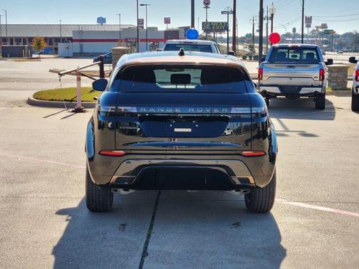 2025 Land Rover Range Rover Evoque Dynamic SE