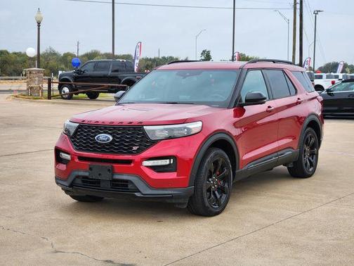 2022 Ford Explorer ST