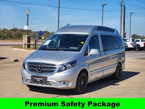 2017 Mercedes-Benz Metris Base