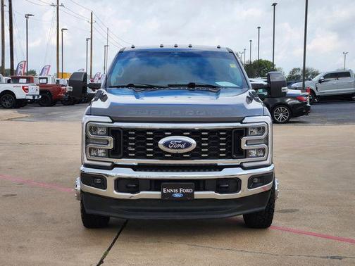 2023 Ford F-350 Lariat Super Duty