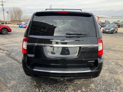 2013 Chrysler Town & Country Limited