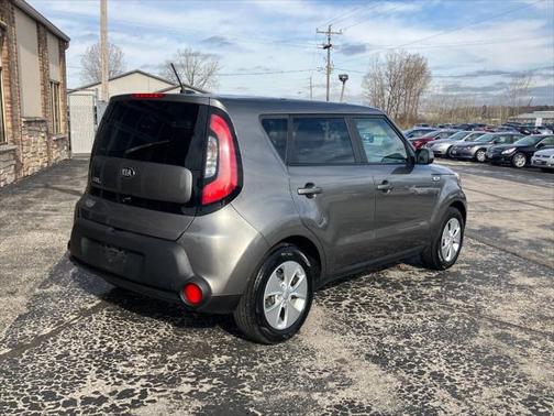2016 Kia Soul Base