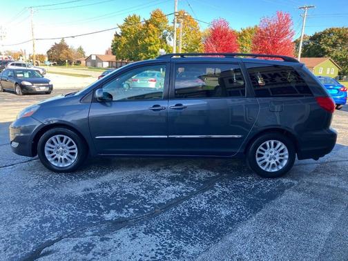 2007 Toyota Sienna XLE