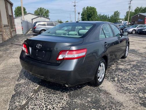 2010 Toyota Camry LE