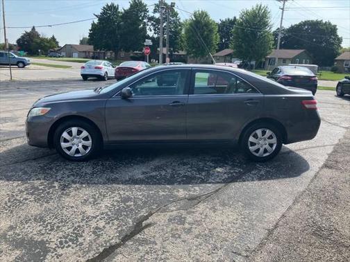 2010 Toyota Camry LE