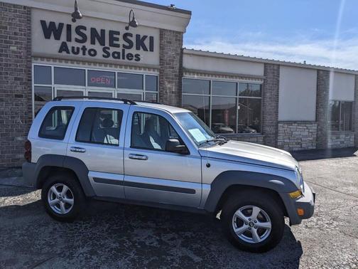 Bright Silver Metallic Clearcoat 2006 Jeep Liberty Sport