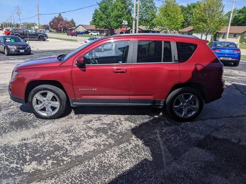 Deep Cherry Red Crystal Pearlcoat 2014 Jeep Compass Latitude