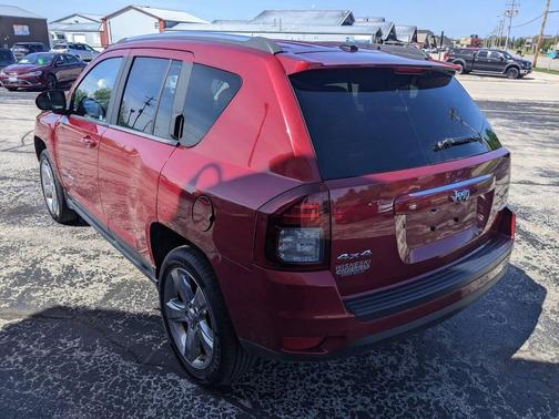 Deep Cherry Red Crystal Pearlcoat 2014 Jeep Compass Latitude
