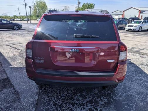Deep Cherry Red Crystal Pearlcoat 2014 Jeep Compass Latitude