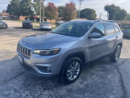 2019 Jeep Cherokee Latitude Plus