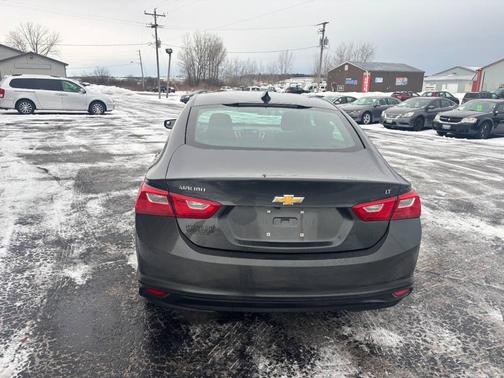 2017 Chevrolet Malibu 1LT