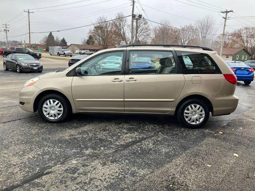 2006 Toyota Sienna LE