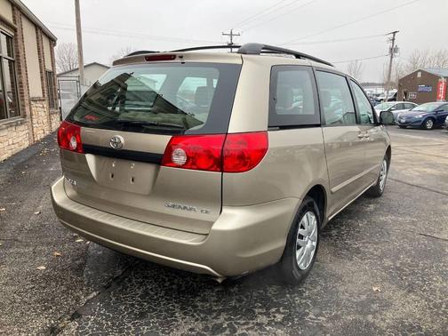 2006 Toyota Sienna LE