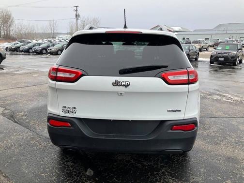 2016 Jeep Cherokee Latitude
