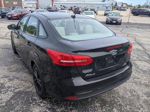 Tuxedo Black 2015 Ford Focus SE