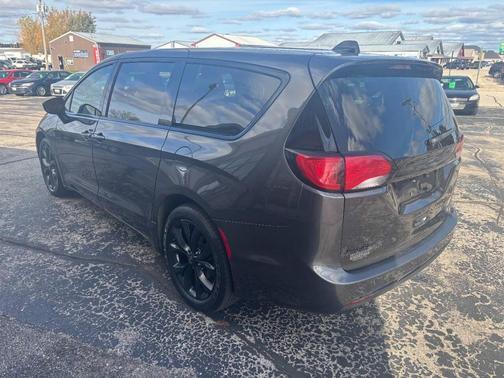 2019 Chrysler Pacifica Touring Plus